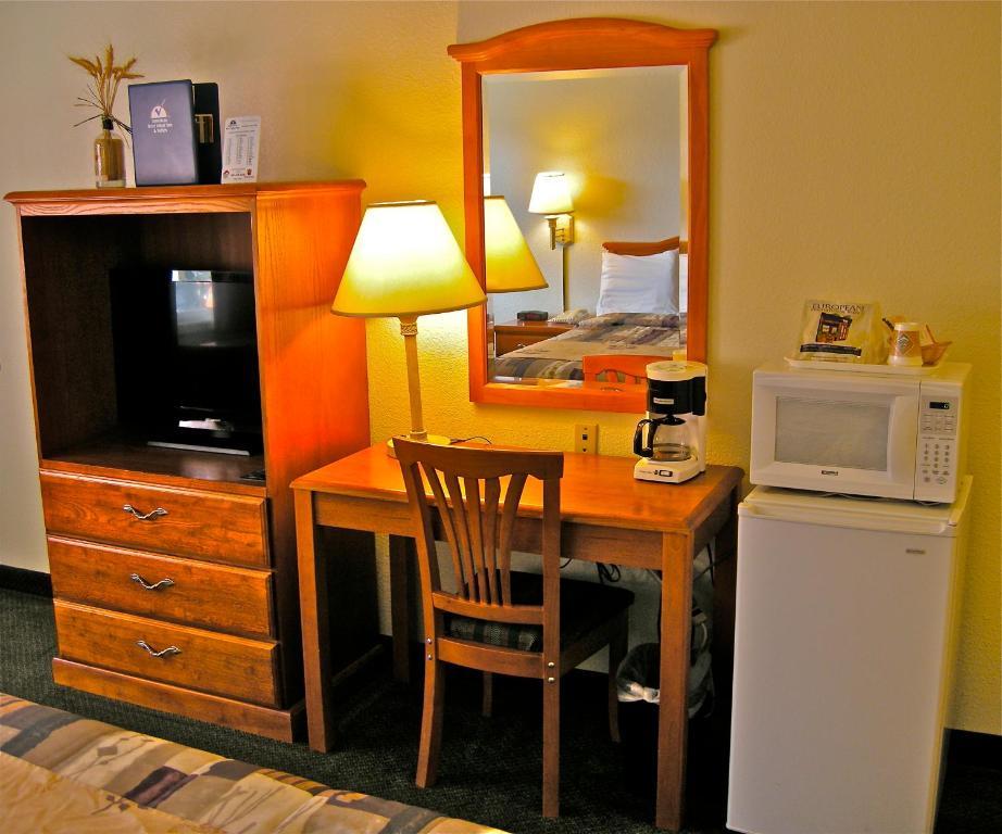Americas Best Value Inn - Pendleton Buitenkant foto