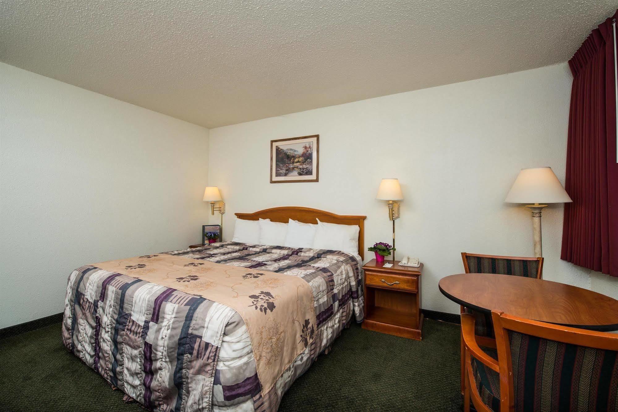 Americas Best Value Inn - Pendleton Buitenkant foto