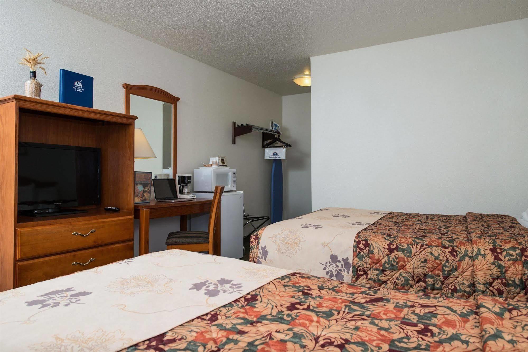 Americas Best Value Inn - Pendleton Buitenkant foto